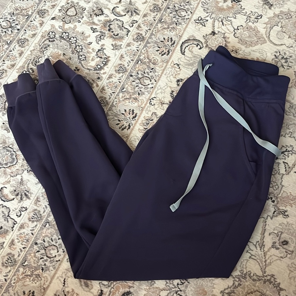 Dark Purple Figs Zamora